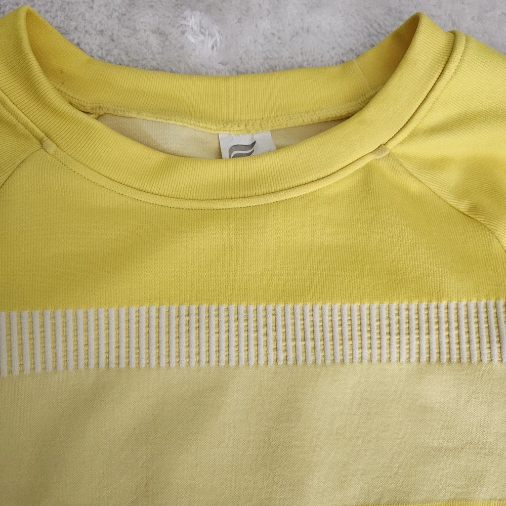 NEW Fabletics Yellow Seamless Cropped Top Size XS Activewear Colorblock Athletic - Picture 3 of 8